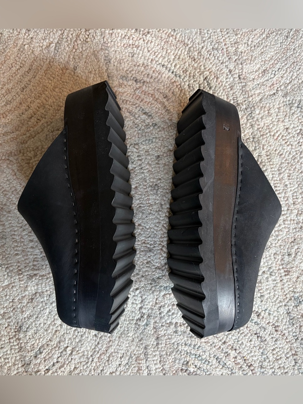Bryr Chonk Clog in Monoblack | size 12 - Picture 3 of 6